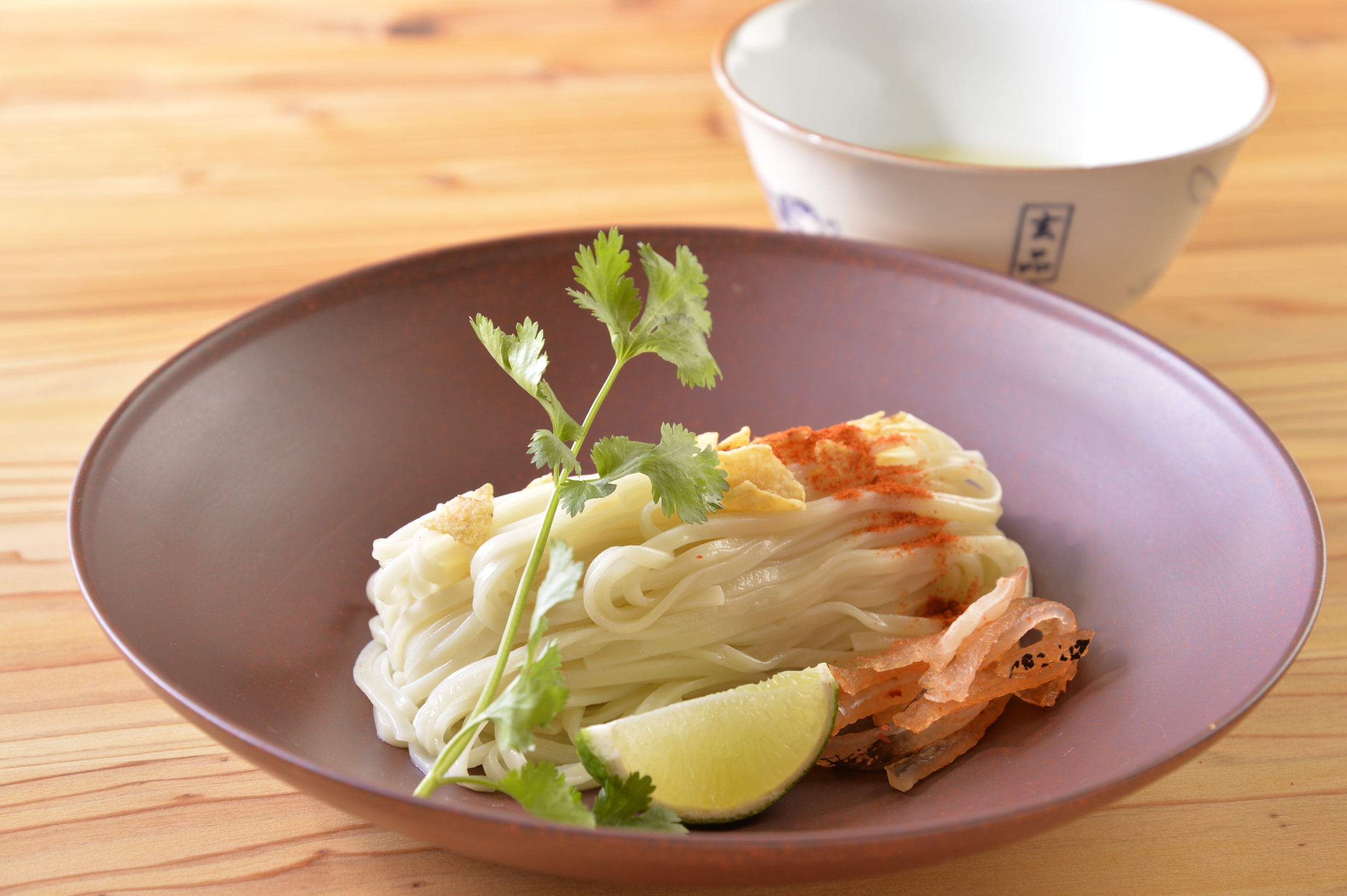 ふぐと鶏出汁の冷たいつけ麺 ア・ラ・メキシカーナ